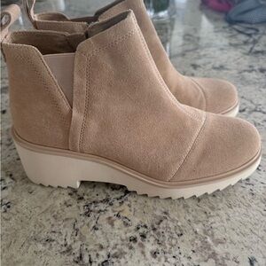 Toms Light Brown Ankle Booties